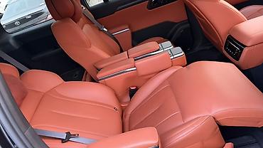 Land Rover: Land Rover : 2023 г., Внедорожник — 11