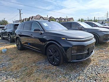 Lixiang: Lixiang L7: 2026 г., 1.5 л, Автомат, Гибрид, Кроссовер — 2