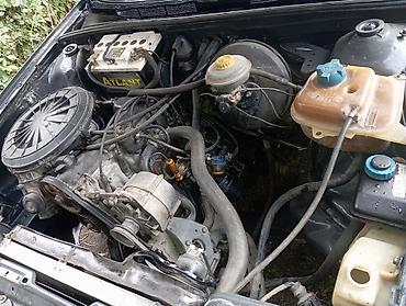 Audi: Audi 80: 1989 г., 1.8 л, Механика, Бензин, Хэтчбэк — 6