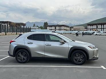 Lexus: Lexus UX: 2019 г., 2 л, Вариатор, Хэтчбэк — 5