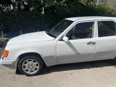 продаю авто мерс: Mercedes-Benz W124: 1991 г., 2 л, Механика, Бензин, Седан