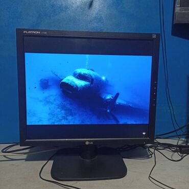 Мониторы: Монитор, LG, Б/у, 16" - 17" — 4