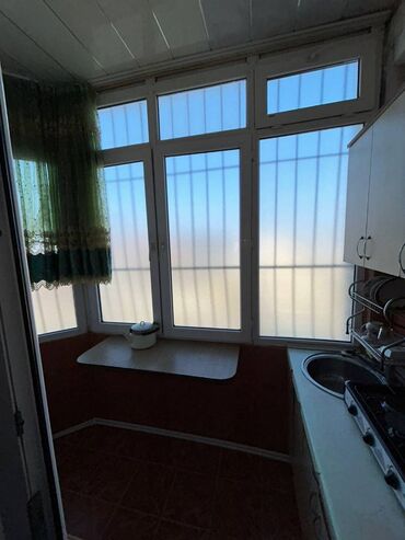 Uzunmüddətli kirayə mənzillər: Elaqe yalniz WhatsApp. Ev bosdu yaxinlasib baxmag olur. 2 otaga — 3