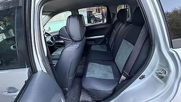 hundai getz: Toyota Ist: 2003 г., Автомат, Бензин, Хэтчбэк — 5