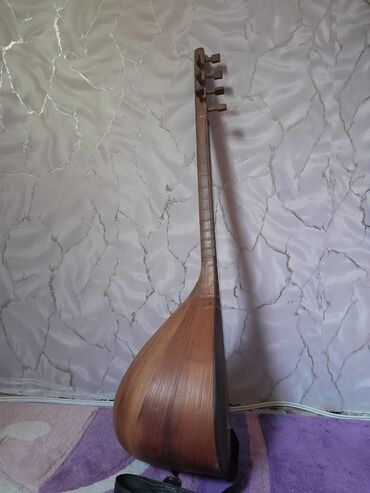 купить бассейн в баку: Saz – milli simli musiqi aləti - Klassik “armud” korpus forması