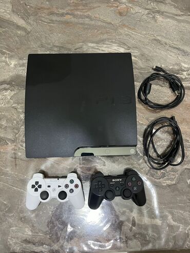 пульт playstation 3: Playstation 3 Slim model.Heç bir problemi yoxdu ideal vəziyyətdə evdə