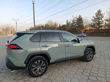 tayota yris: Toyota RAV4: 2022 г., 2.5 л, Вариатор, Бензин, Кроссовер — 9