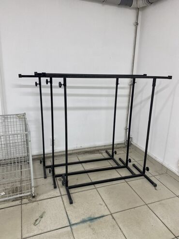 торговое оборудование для обуви: Торговое оборудование для магазина Комплект: - Напольные стойки для