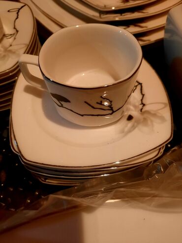 Nahar dəstləri və servizlər: Nahar dəsti, rəng - Ağ, Farfor, 8 nəfərlik, Almaniya -da lalafo.az — 8 Nahar dəstləri və servizlər: Nahar dəsti, rəng - Ağ, Farfor, 8 nəfərlik, Almaniya — 8