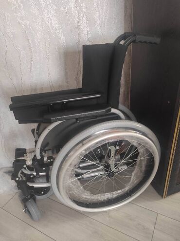 Yerimək üçün arabalar, çəliklər, əsalar, rollatorlar: Yenidir.Salafanı üstündə.Alınıb istifadə olunmayıb