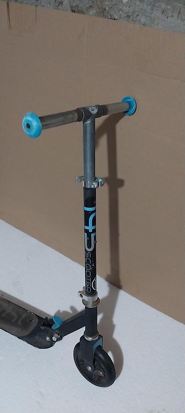 Trotineti, skejtbordovi i hoverbordovi: Trotinet Oxelo (Decathlon) – model sa velikim točkovima - Dva točka — 1