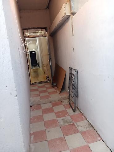 Həyət evləri və villaların satışı: Satılır: həyət evi - Plan: dar dəhlizli, girişdə kiçik — 1