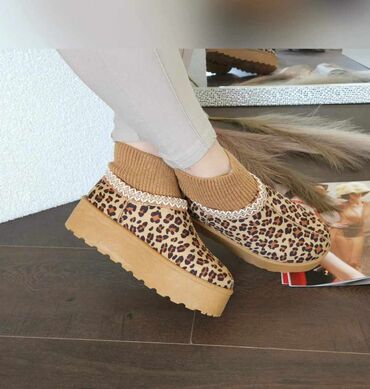 opposite novi pazar: Ugg mini boots, color - Multicolored, 41