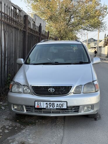 срочно продам машину дёшево: Toyota Gaia: 2002 г., 2 л, Автомат, Бензин, Вэн/Минивэн