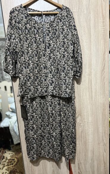 женский кожаный костюм: Костюм с юбкой, Китай, One size