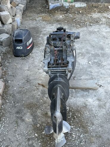 yuk masini turbo az: Yamaha markalı 40 at gücündə asma mühərrik satılır. Bu mühərrik