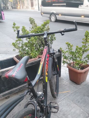 İdman velosipedləri: İşlənmiş Dağ velosipedi Strim, 29", sürətlərin sayı: 30, Ünvandan götürmə