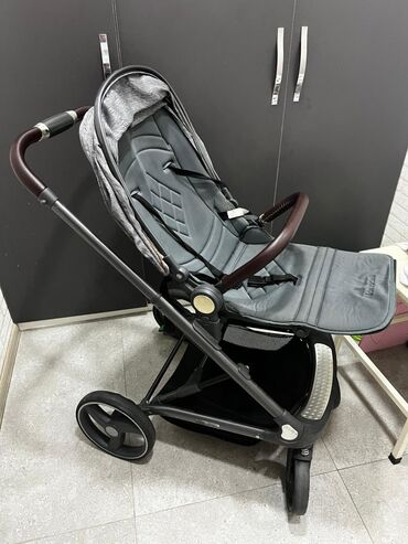 Yemək masaları, oturacaqları: Chicco yemək üçün uşaq oturacağı - Marka/model: Chicco yüksək — 11