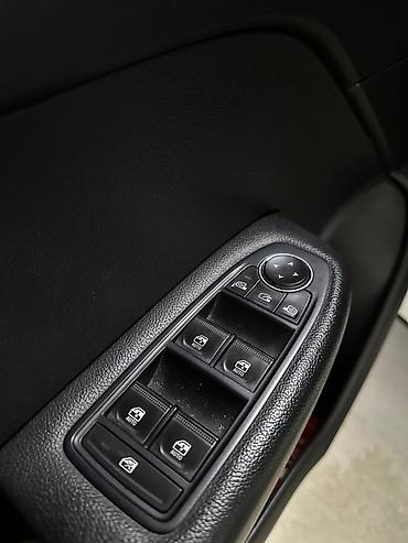 Renault: Renault : 2020 г., 1.6 л, Автомат, Бензин — 26