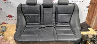 сиденья на бмв е39: Заднее сиденье, BMW