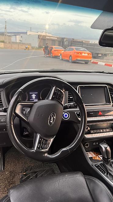 Hyundai: Hyundai Sonata: 2018 г., 2 л, Автомат, Газ, Седан — 13