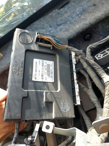 Digər avtomobil ehtiyat hissələri: Kia rionun istenilen hissesi var 2011-2015, servis motor 1.4 sep — 20