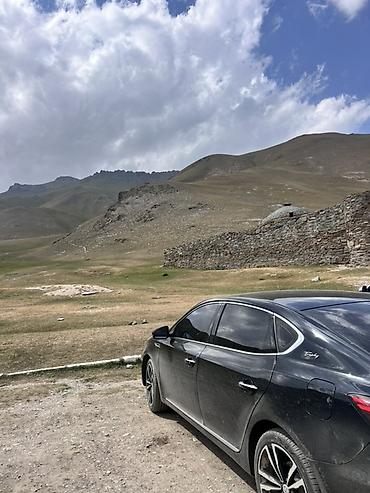 song plus: MG : 2025 г., 1.5 л, Автомат, Бензин, Лифтбек — 2