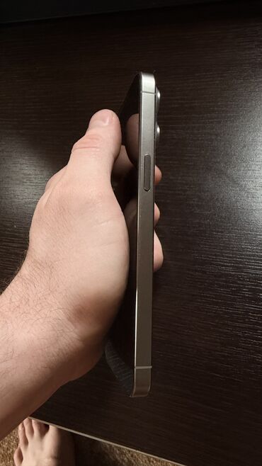 Apple iPhone: IPhone 15 Pro Max, Б/у, 256 ГБ, Natural Titanium, Защитное стекло, Чехол, Кабель, 88 % — 12