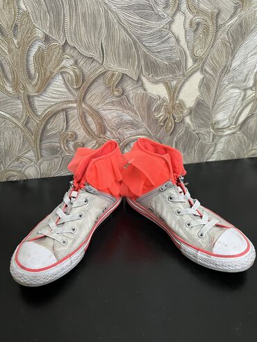стильная детская обувь: Стильные кеды Converce для девочек. Оригинал из Америки. Размер 32