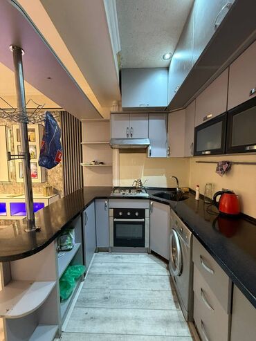 Yeni tikili: 3 otaqlı, Yeni tikili, m. Xalqlar Dostluğu, 71 kv. m — 10