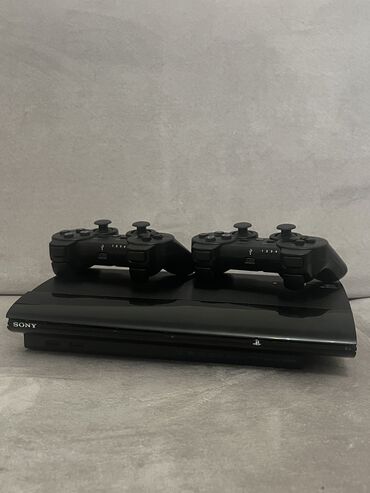 Masaüstü kompüterlər və iş stansiyaları: PS 3 slim TƏCİLİ SATİLİR 70-dənə oyun var üstündə 3dənə ORİJİNAl pult