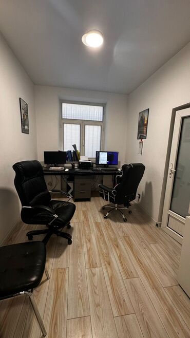 Офисы: Продаю Офис 43 м², С ремонтом, Без мебели, Многоэтажное здание, 1 этаж — 13