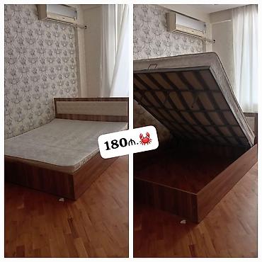 Taxt bazalıdı təcili köçlə əlaqəli satılır *Qiymət 180 azn* Heç bir