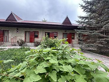 Гостиницы, отели (Посуточная аренда комнат): Гостевой дом/мини-отель ‘’ПАРУС’’ Адрес город Балыкчы Городской пляж — 1