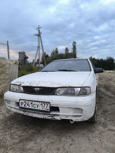 матор на митсубиси: Nissan Almera: 1998 г., 1.4 л, Механика, Бензин, Седан