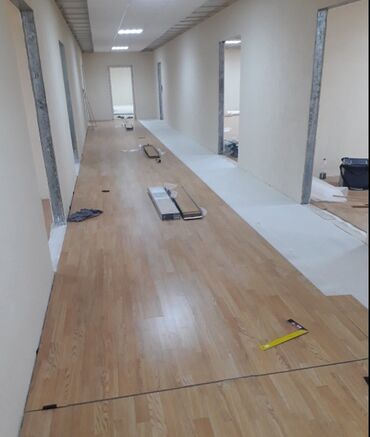 Напольные работы: Укладка пола, Монтаж напольных плинтусов, Укладка теплого пола | Ламинат, Линолеум, Кварц-винил Больше 6 лет опыта — 8