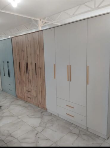 Двуспальные кровати: Двуспальная кровать, С ящиком для хранения, длина - 200 см — 20