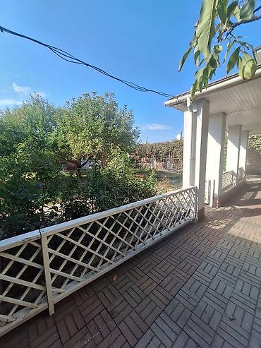 holiday house: 300 м², 6 комнат и более — 2