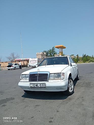 mercedes 180 b: Mercedes-Benz E 230: 2.3 l | Sedan — 1