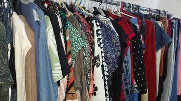 Ostala ženska odeća: Veliki izbor garderobe – muška i ženska odeća - Gornji delovi — 4