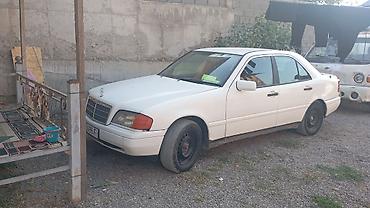 авто без прав: Mercedes-Benz C-Class: 1995 г., 1.8 л, Механика, Бензин, Седан — 1
