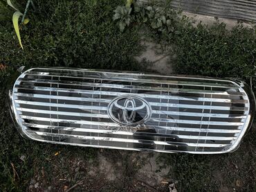 ценник на монеты: Решетка радиатора Toyota 2007 г., Новый, Аналог