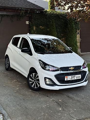 Chevrolet Spark: 2018 г., 1 л, Вариатор, Бензин, Хэтчбэк