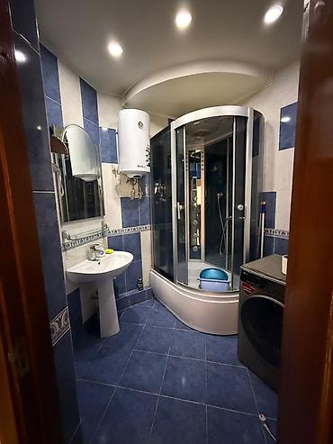 Долгосрочная аренда домов: 250 м², 5 комнат — 24