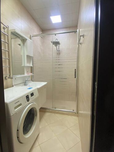 Uzunmüddətli kirayə mənzillər: Nərimanov rayonu, Montin qəsəbəsində, köhnə tikili, 9 mərtəbəli -da lalafo.az — 9 Uzunmüddətli kirayə mənzillər: Nərimanov rayonu, Montin qəsəbəsində, köhnə tikili, 9 mərtəbəli — 9