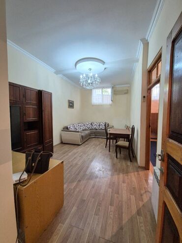 Uzunmüddətli kirayə mənzillər: 28 may metrosuna, ADNSU piyada 5 dəq, məsafədə 3 otaqlı mənzil — 5