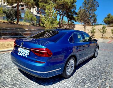 Volkswagen: Volkswagen Passat: 1.8 l | 2016 il Sedan — 4