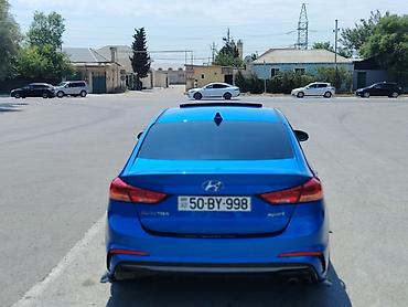 kia optima 2020: Hyundai Elantra: 1.6 l | 2018 il Sedan — 9