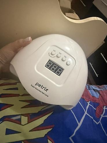 ağ lak: Islek veziyyetdedi . hec bir problemi yoxdur .Petrix Super Sunuvled — 2