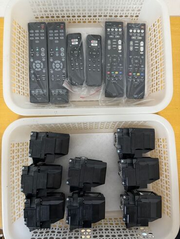 Lampalar: Projektor lampaları və AV receiver Təsvir: - Şəkillərdə müxtəlif — 34